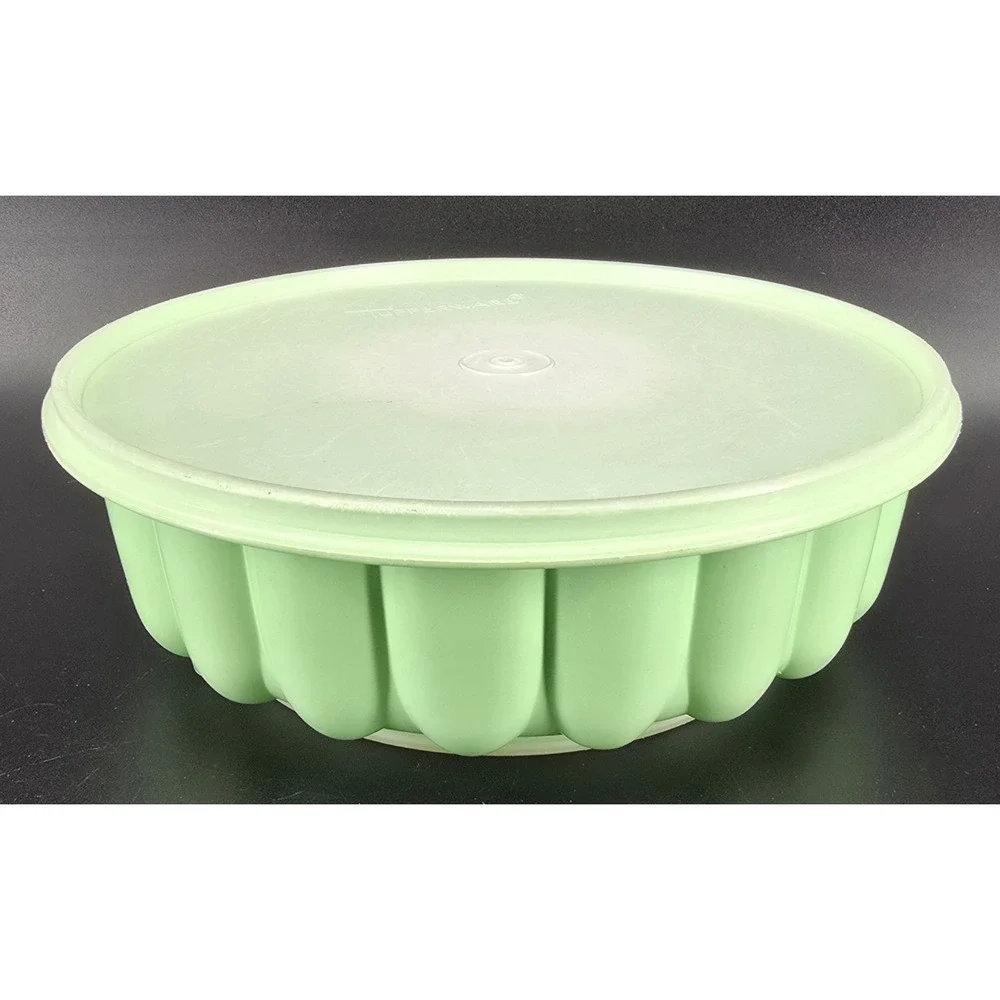 Vtg Tupperware Jel-N-Serve Jello Mold Ice Ring 3 Pc 1202-4‎ Jadeite Mint Green